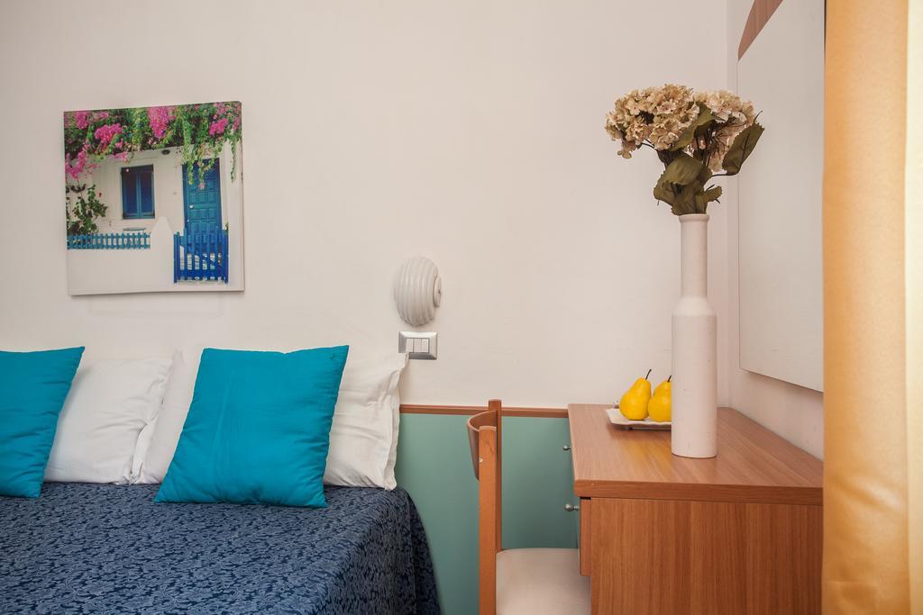 Club Hotel Residence Cesenatico Buitenkant foto